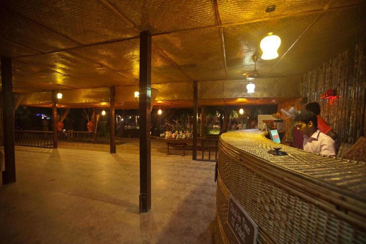 Govind Nagar Symphony Palms Beach Resort And Spa מראה חיצוני תמונה