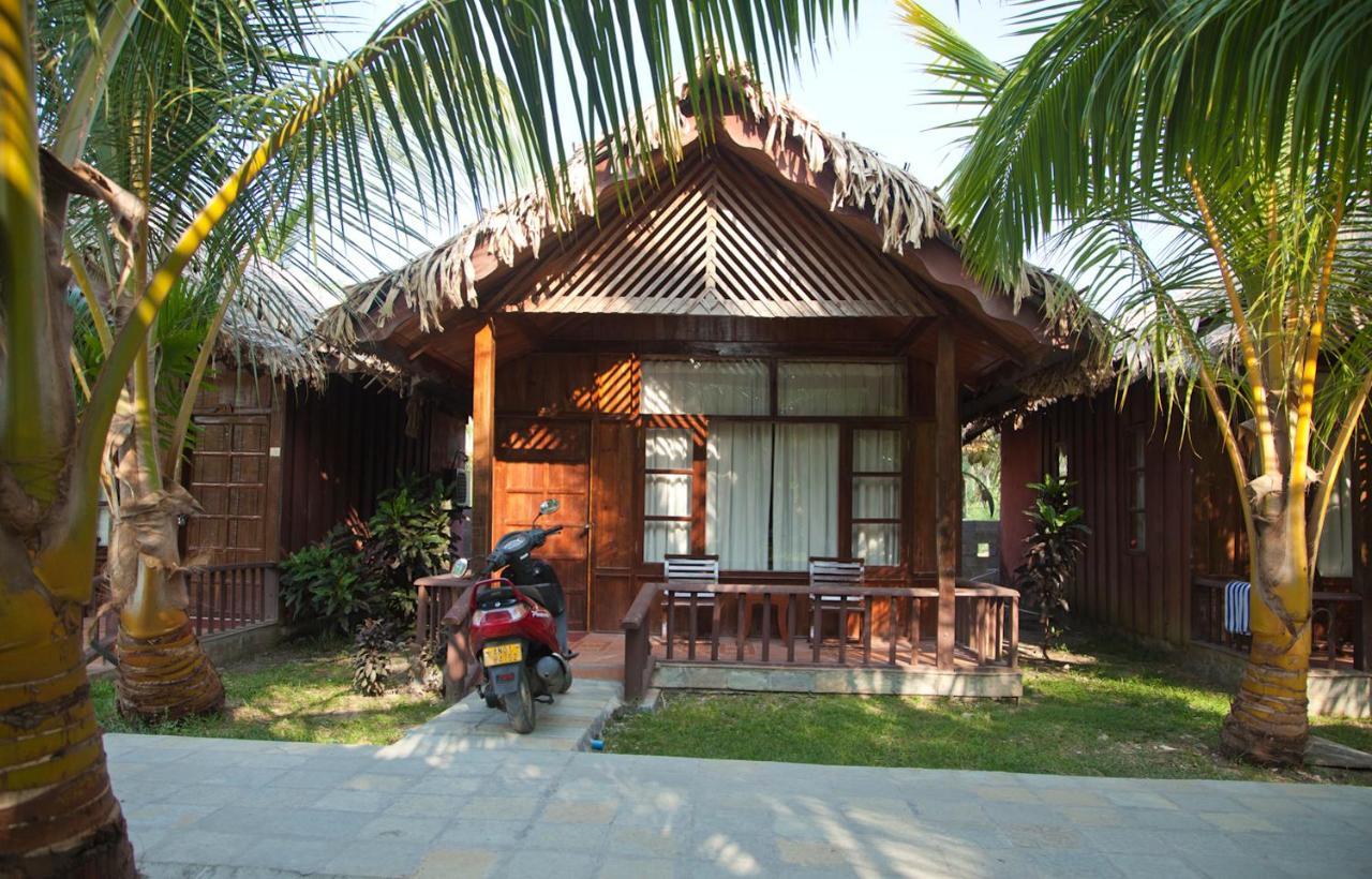Govind Nagar Symphony Palms Beach Resort And Spa מראה חיצוני תמונה